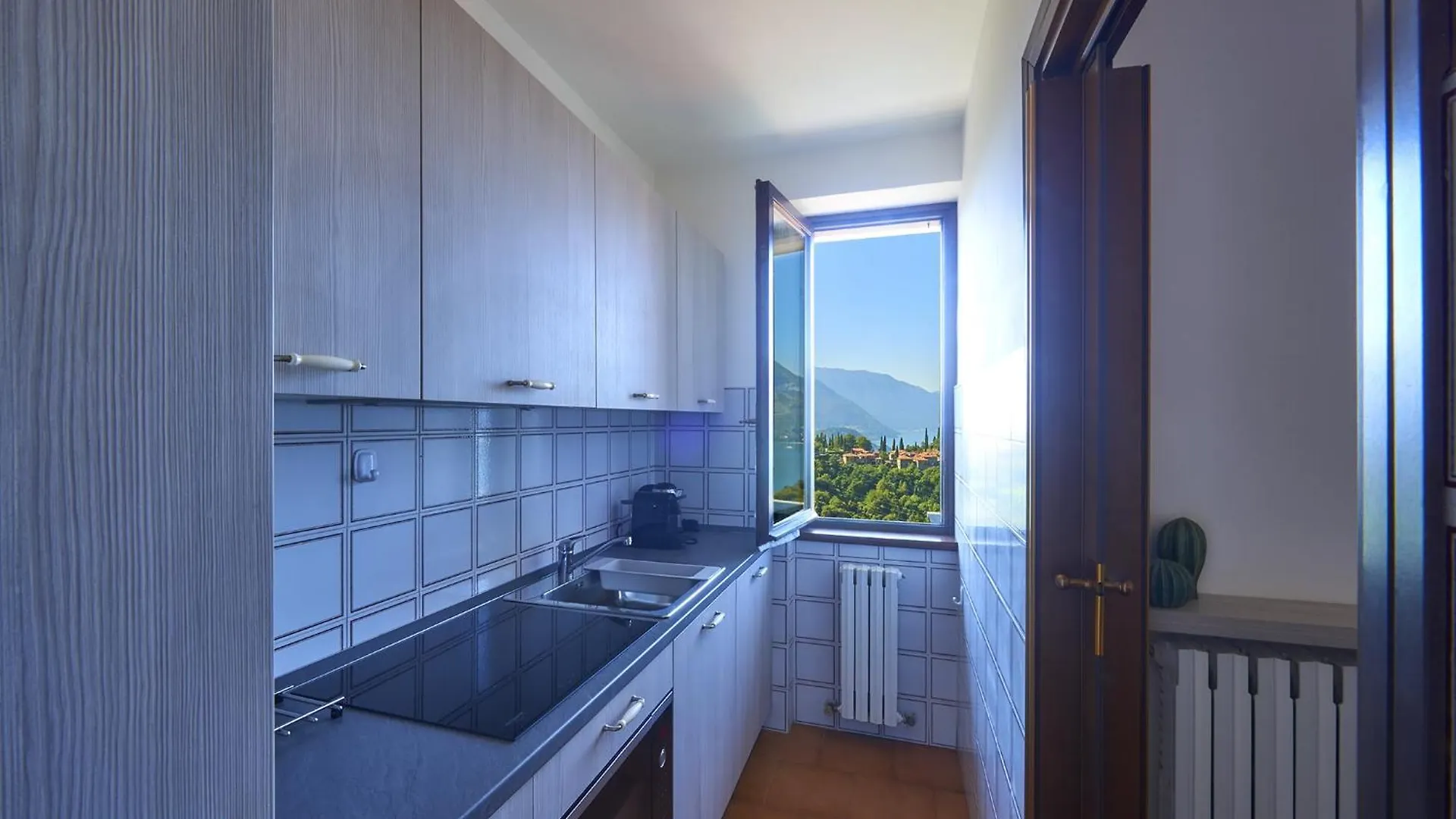 شقة Casa Lilla Perledo 0*,  إيطاليا